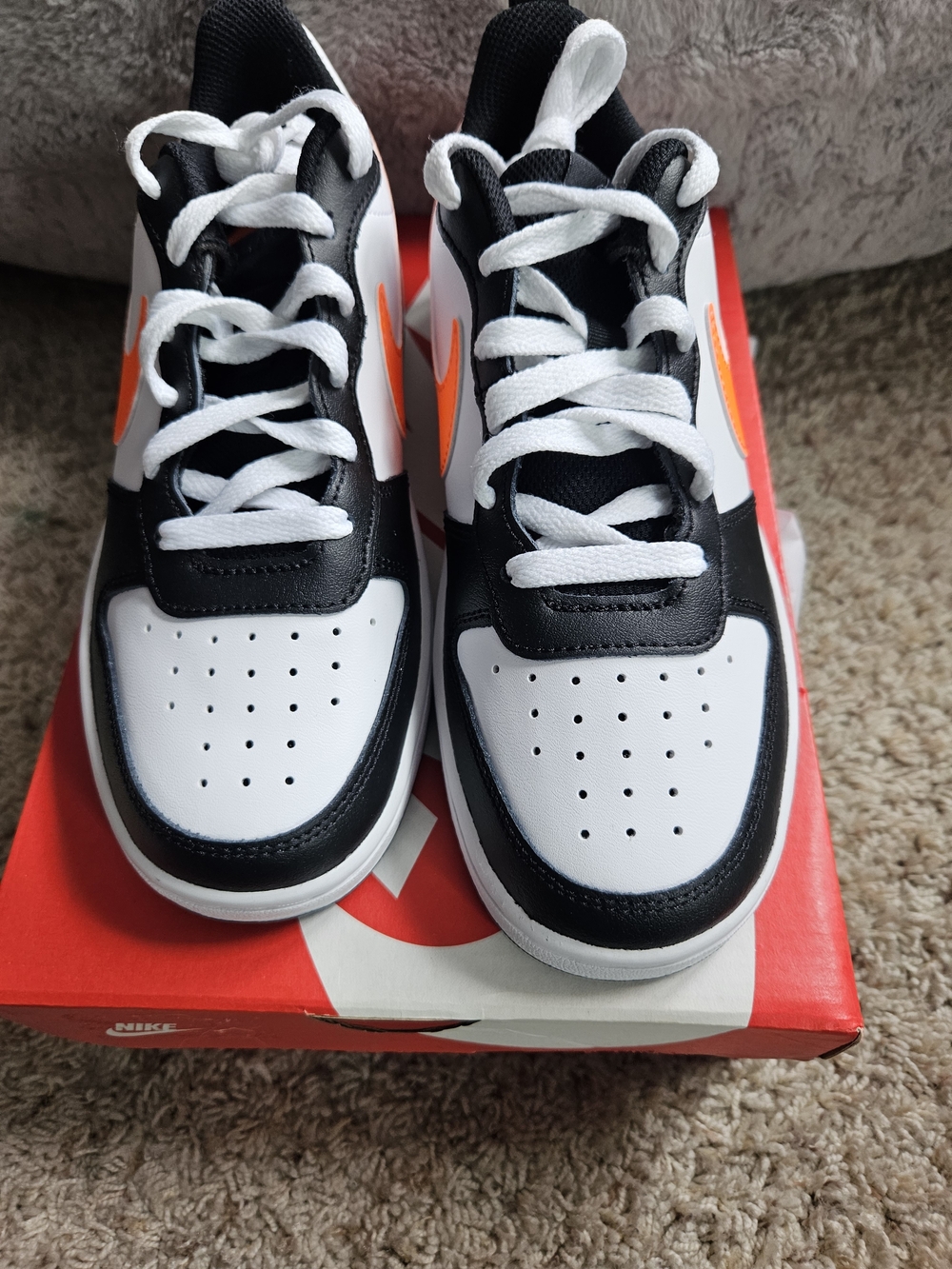 Nike Kids' Black/White/Orange Low-Top Sneakers